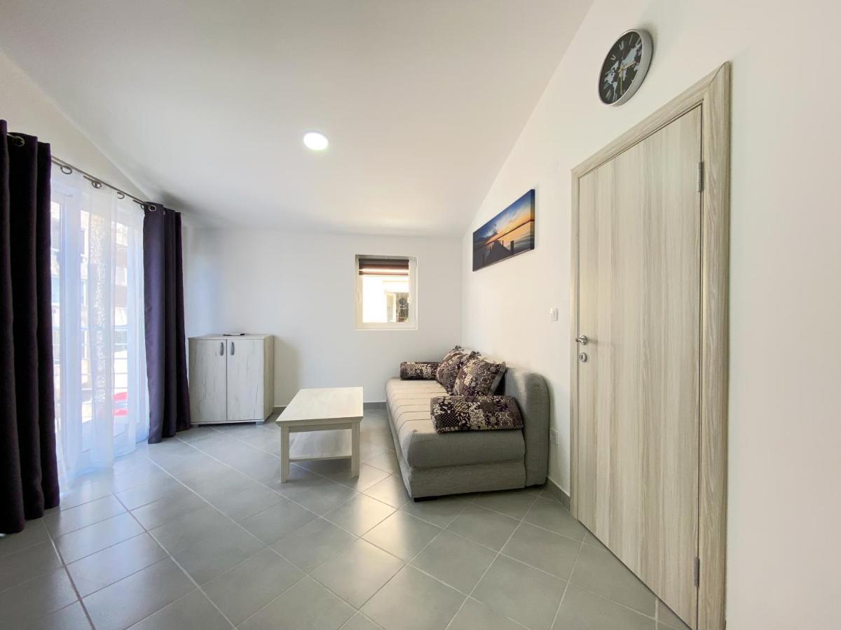 Apartments Monika Budva Bagian luar foto