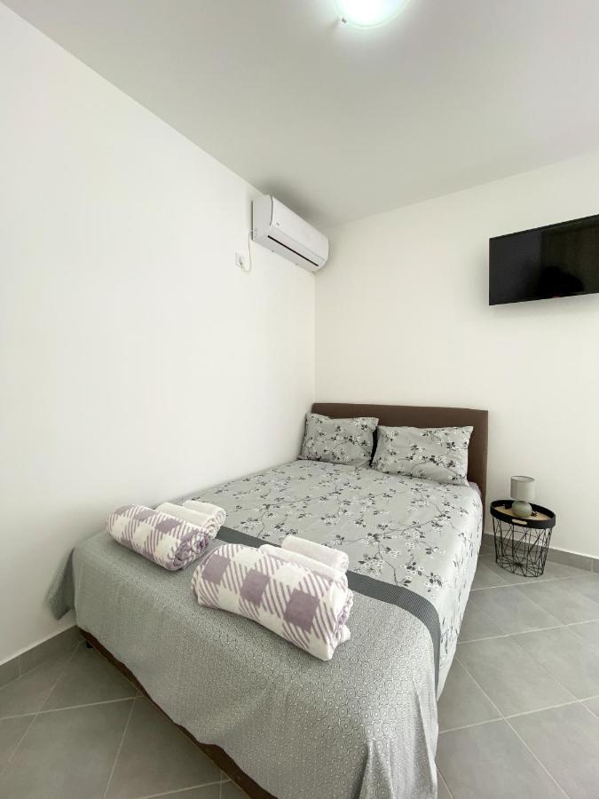 Apartments Monika Budva Bagian luar foto