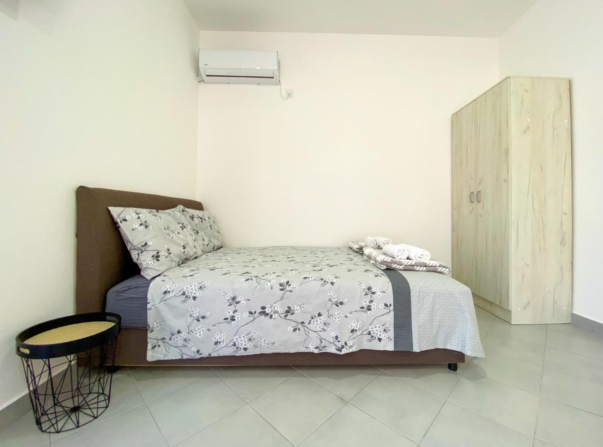 Apartments Monika Budva Bagian luar foto